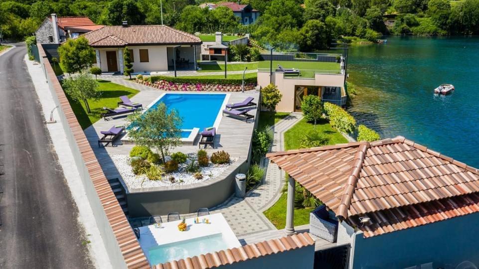 מוסטר Villa Ana מראה חיצוני תמונה